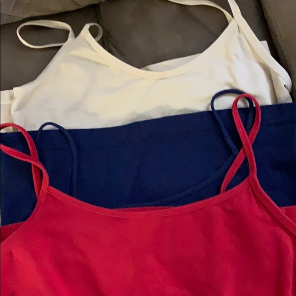 5 small and medium camisoles. - Picture 3 of 4